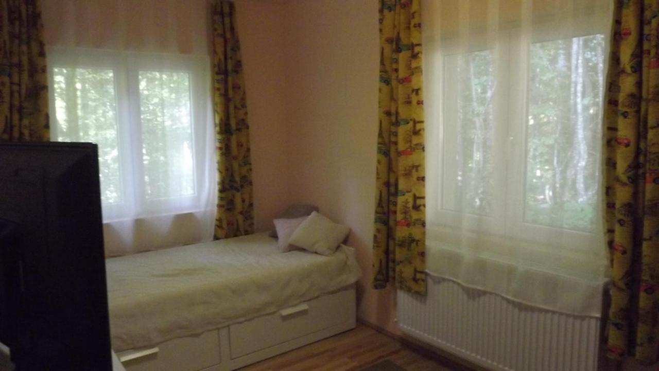Casa De Oaspeti Boga Pietroasa  Zewnętrze zdjęcie
