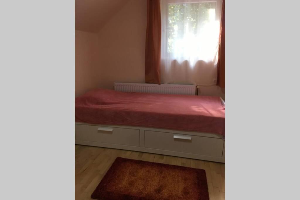 Apartament Casa De Oaspeti Boga Pietroasa  Zewnętrze zdjęcie