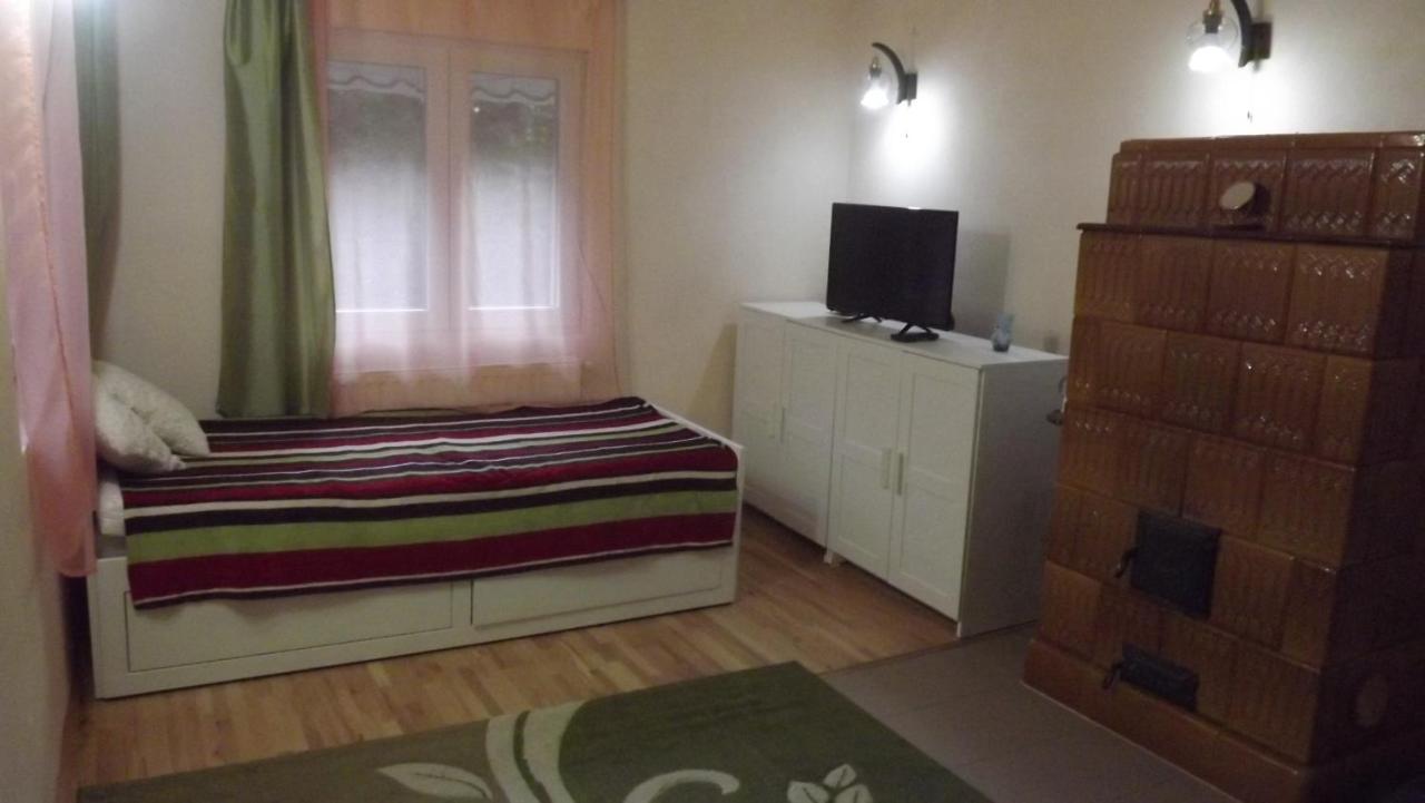 Casa De Oaspeti Boga Pietroasa  Zewnętrze zdjęcie